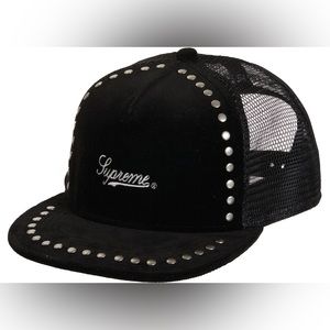 SUPREME HAT